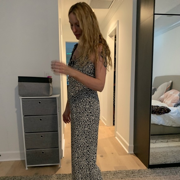 Really awesome jumpsuit - Picture 3 of 6